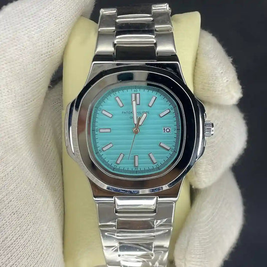 Patek Philippe Nautilus Dial Tiffany - Bold Look Everyday Comfort